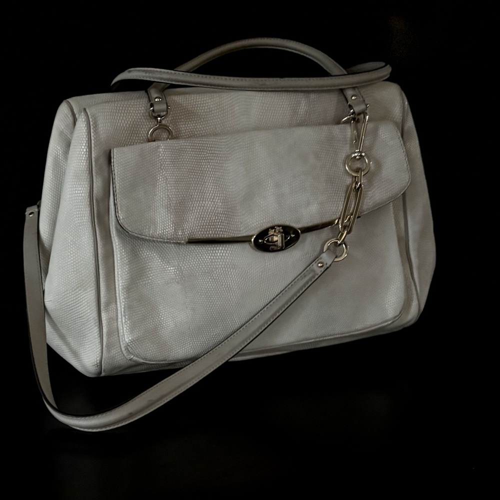 Stunning!! UEC Coach faux animal skin bag.Cream w/dark tones. Rare~exotic